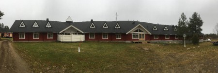 Hotellin katto n. 1800m2 sai uuden katteen Icopalin tuotteilla.